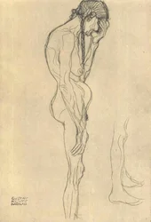 Stehende alte Frau im Profil nach links